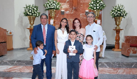  Rafael Martínez, Claudia Tovar, Ana Fernanda Tovar, Javier Gutiérrez, Mateo Martínez, Rafael Martínez y Ana Begoña Gutiérrez.