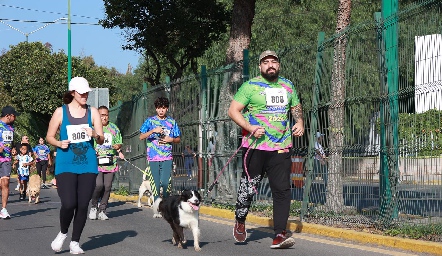  Los peluditos también participaron.