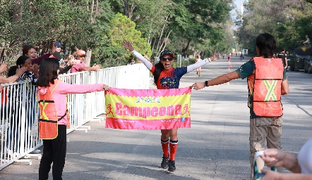  Ganadora de la carrera de 5km.