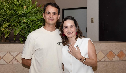  Ricardo Andrés y Regina Carrillo se comprometieron en matrimonio.