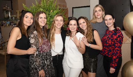  Ale Castrillón, Micole Echegaray, Pau Martínez, Regina Carrillo, Lucila Andrade, Claudia Mahbub y Andrea Ortiz.