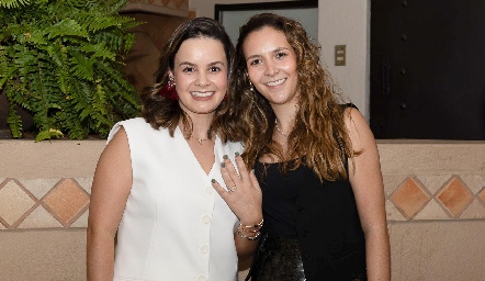  Regina Carrillo y Lucila Andrade.