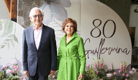  Marcelo de los Santos y Guillermina Anaya de De los Santos.