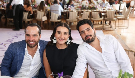  Marcelo de los Santos, Claudette Villasana y Mauricio Zendejas.