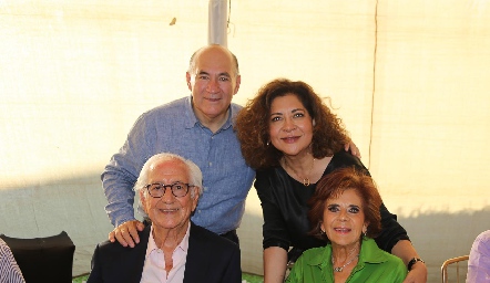  Enrique Galindo, Estela Arriaga. Marcelo de los Santos y Guille Anaya.