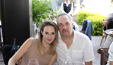  Gaby Revuelta y Jorge Torre.