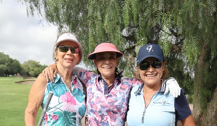  Olivia Rochin, Sandra Villaseñor y Paty Lara.