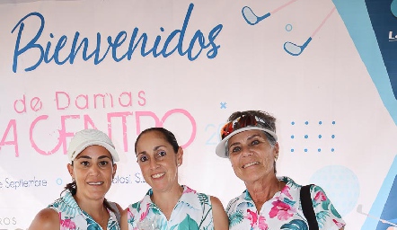  Mariana González, María Acebo y Ana Laura Azcárraga.