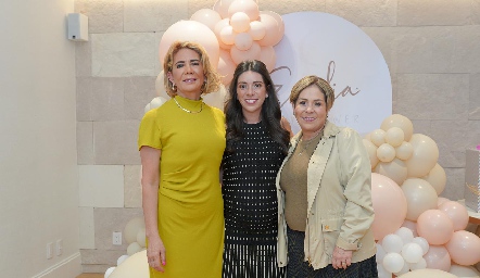  Isabel Carrillo, Cristy Lorca y Laura Álvarez de Lorca.