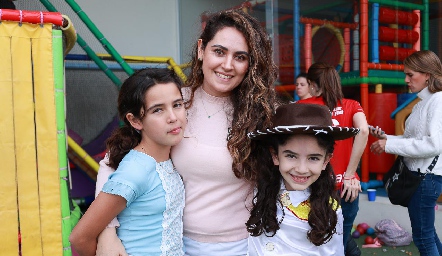  Marcela Ávila, Marcela Zapata y Ana Paula Ávila.