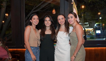  Geraldine Perales, Camila Garza, Jimena Medina y Sofía Garza.