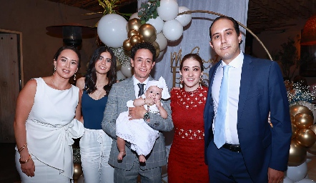  Carolina Silva, Constanza Sarquis, Eduardo Romo, Paloma Romo, Yamilé Fontes y José Guillermo Silva.