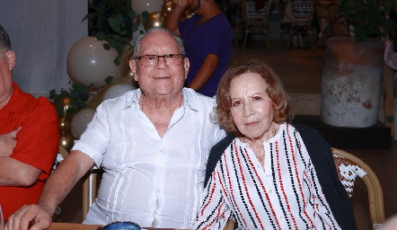  Francisco Romo y María Dolores Santoyo.