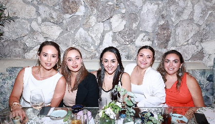  Carolina Silva, Claudia Méndez, Fantina Díaz de León, Ana Curiel y Nataly.