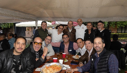  Alejandro, Germán, Ulises, Alejandro, Germán, Pepe, Alejandro, Paco, Jorge, Alejandro, Uriel y Héctor.