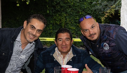  Memo Huerta, Hugo Faz y Uriel Medina.