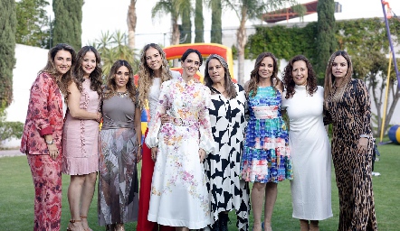  Arlett, Ofelia, Loari, Michel, Gloria, Irasú, Montse, Adriana y Ale.