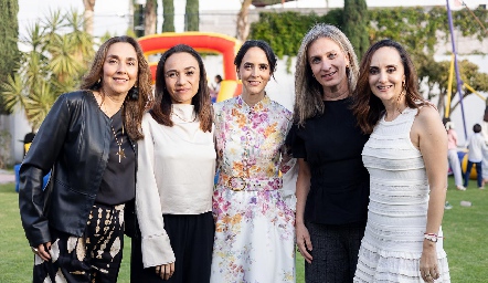  Tere, Magda, Gloria, Lupita, Nuria.