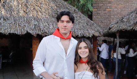  Pedro de la Torre y Valentina Santillán.