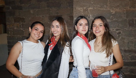  Sofía Meade, Yaz Galicia, Galilea Robledo y Marilú Castillo.