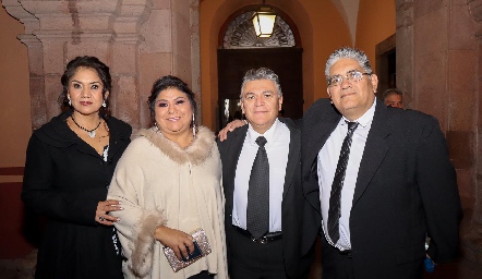  María Jesús Lara, Olga Lidia Álvarez, Ramón Martínez y Jorge Almendárez.