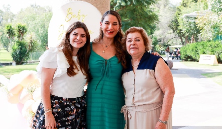  Ana María Meade, Mariana Llaguno y Rosario Llaguno.