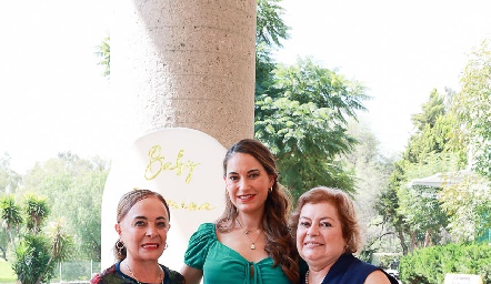  Verónica Rodríguez, Mariana Llaguno y Rosario Llaguno.