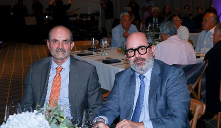  Juan Carlos Rodríguez y José Mario de la Garza.