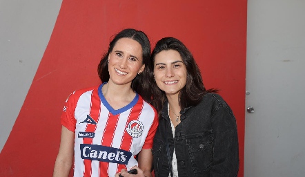  Anna Ortuño y Tere Cadena.