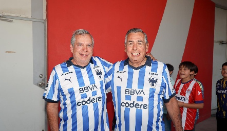  Héctor y Oscar Guillén.