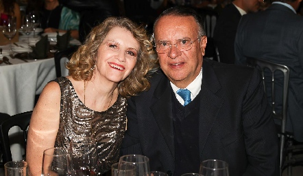  Laura González y Guillermo Galarza.