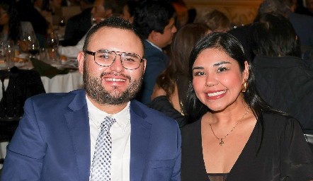  Hugo Alberto Martínez y Mayra Lucero Gutiérrez.