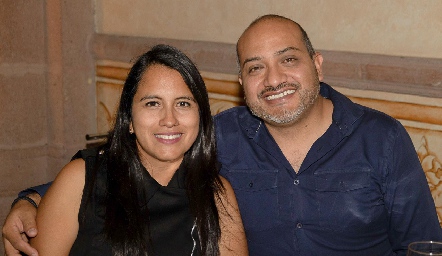  Saul Pozos y Denisse Rodríguez.