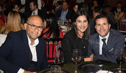  Miguel Ángel Noyola, Julieta Galván y Oscar Benitez.