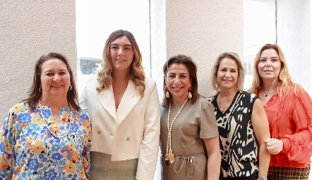  Ana Gaby Motilla con las anfitrionas, Roxana González, Mercedes Morales, Alejandra Medina y Gaby Lozano.