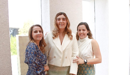  Anabel Gaviño, Ana Gaby Motilla y Any Gómez.