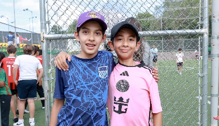  Juanpa Herrera y Mauricio Huerta.