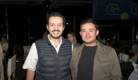  Mauricio Correa y Manuel Flores.