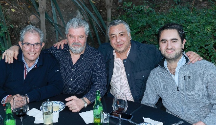  Alfonso Galán, Luis José Ruiz, Alejandro Villasana y Sebastián Villasana.