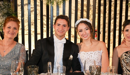  Eduardo Morales y  Jimena Medina.