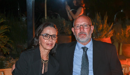  Raquel Palos y Carlos Lomelí.