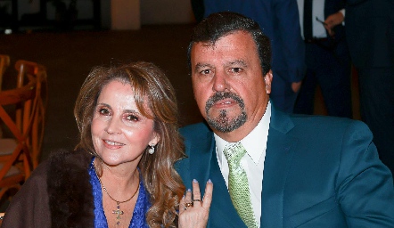  Ana Isabel Gaviño y Héctor Gómez Valle.