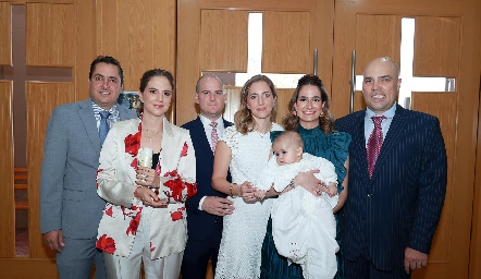  Carlos Almazán, Daniela Hernández, Miguel Valladares, Lucía Hernández, Mónica Medlich y Germán Sotomayor.