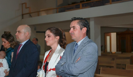  Daniela Hernández y Carlos Almazán.