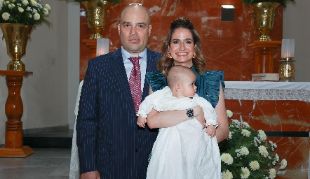  Germán Sotomayor y Mónica Medlich con su hijo Juan José.