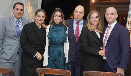  Papás y padrinos de Juanjo, Carlos Almazán y Daniela Hernández, Mónica Medlich y Germán Sotomayor, Lucía Hernández y Miguel Valladares.