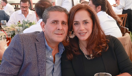  César Espinosa y Mariza Calderón.