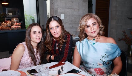  Bibi Perea, Ana Nava y Anyul Martínez.