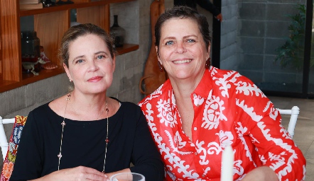  Eva Anaya y Martha Malo.