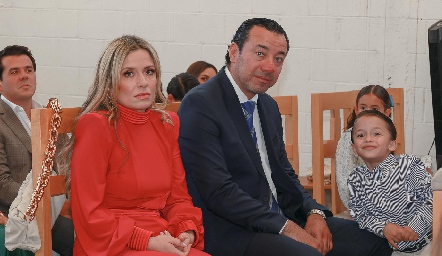  Graciela Torres y Elías Valencia con su hijo Elías.